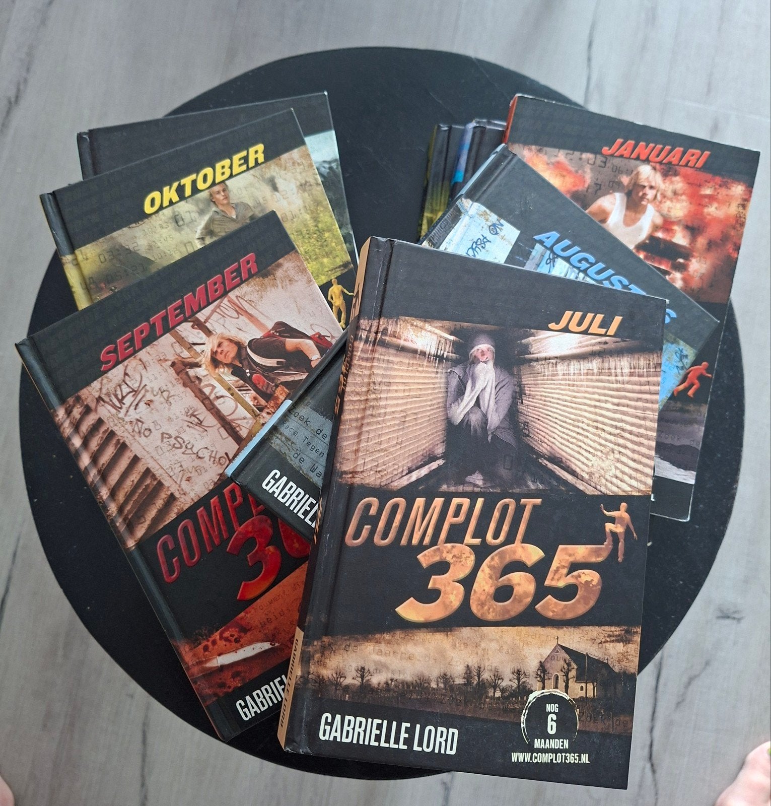 Complot 365 Serie, Boeken, Ophalen of Verzenden, Gelezen, Gabrielle Lord