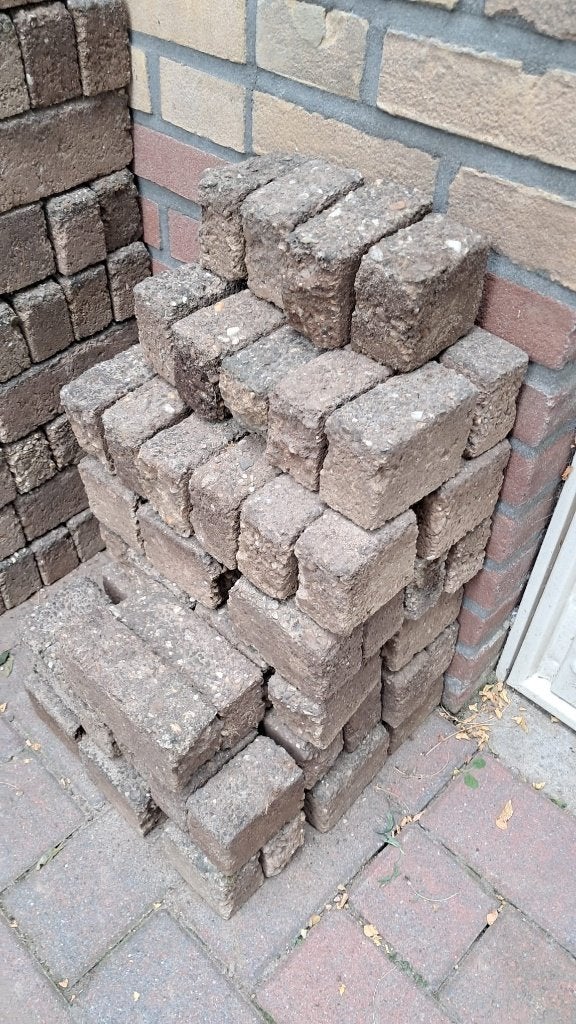 Kleine partij halve waaltjes, Tuin en Terras, Tegels en Klinkers, Ophalen, Gebruikt, Klinkers, Minder dan 5 m²