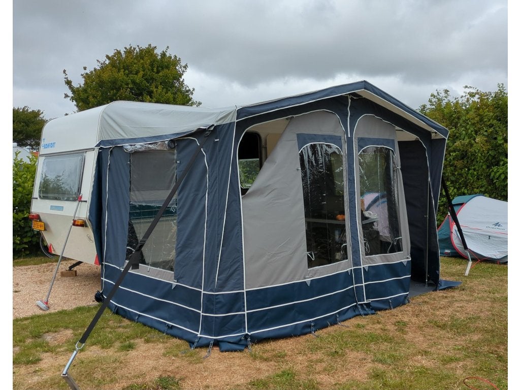 Knaus Komfort 365 (1067830), Fietsenrek, Treinzit, Tot en met 3, Particulier