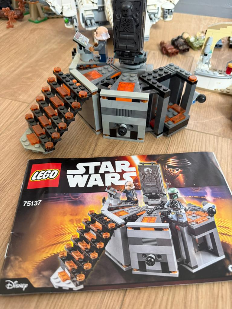 Lego Star Wars 75137, Ophalen of Verzenden, Zo goed als nieuw, Actiefiguurtje