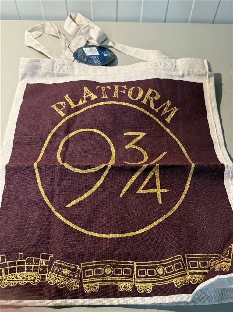 Harry Potter Canvas Tas - Platform 9 3/4 - Bordeaux Goud - N, Verzamelen, Harry Potter, Ophalen of Verzenden, Zo goed als nieuw