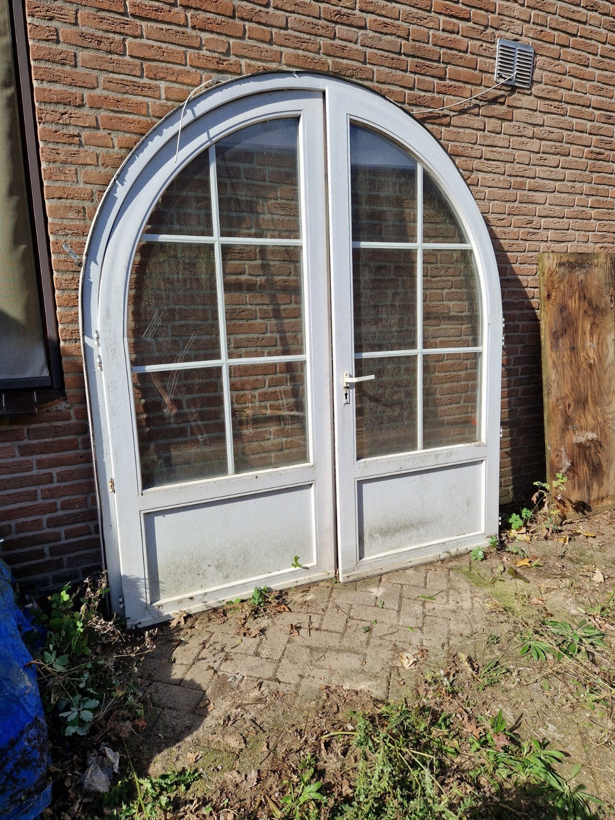 Dubbele boogdeur met glas, Gebruikt, Ophalen of Verzenden, Buitendeur, Glas