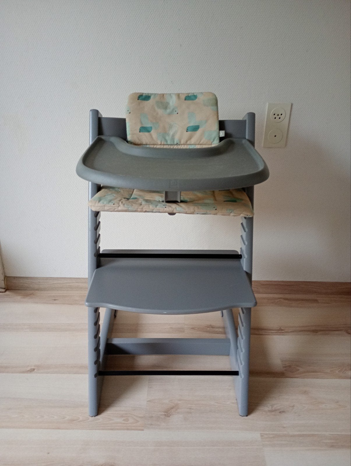 Stokke Tripp Trapp (nieuw type) met originele kussens, Ophalen, Gebruikt, Meegroeistoel, Aanschuifbaar