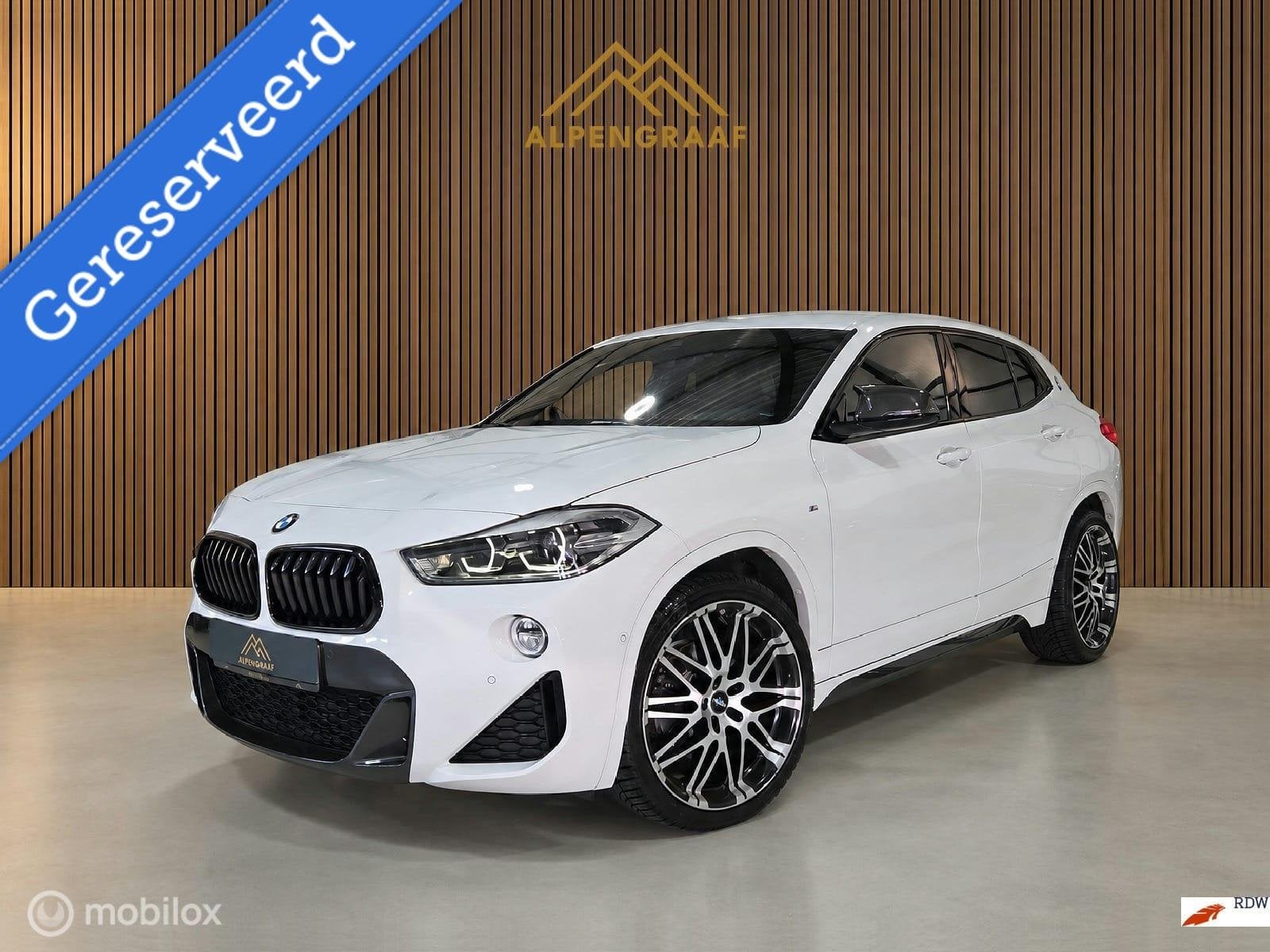 BMW X2 sDrive18i Executive M-Sport Oxigin, Dealer onderhouden, Gebruikt, Wit, Bedrijf