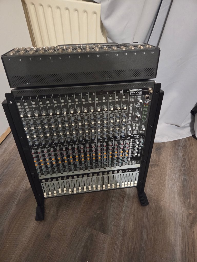Mackie Onyx 1640 mixer/ audio interface, Muziek en Instrumenten, Ophalen, Gebruikt, 10 tot 20 kanalen