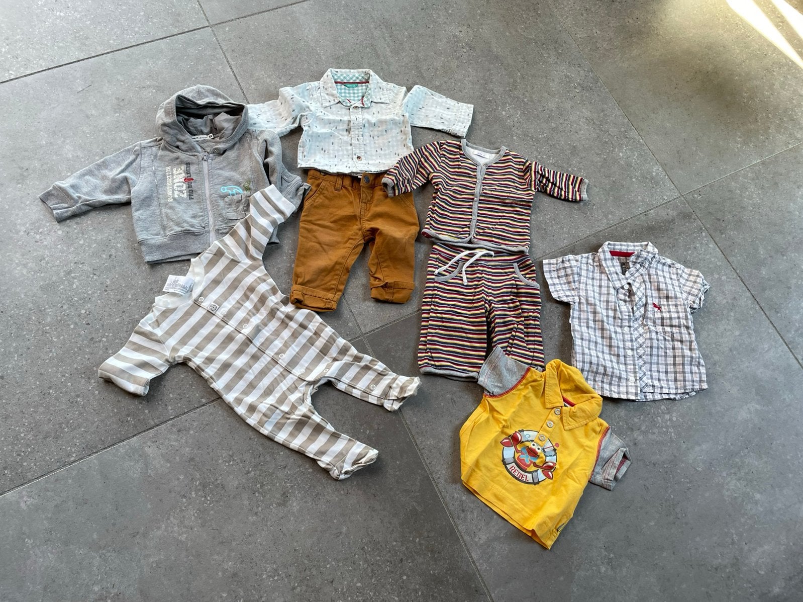 Kledingpakket 8 delig maat 62, Kinderen en Baby's, Babykleding | Maat 62, Ophalen of Verzenden, Zo goed als nieuw, Jongetje of Meisje