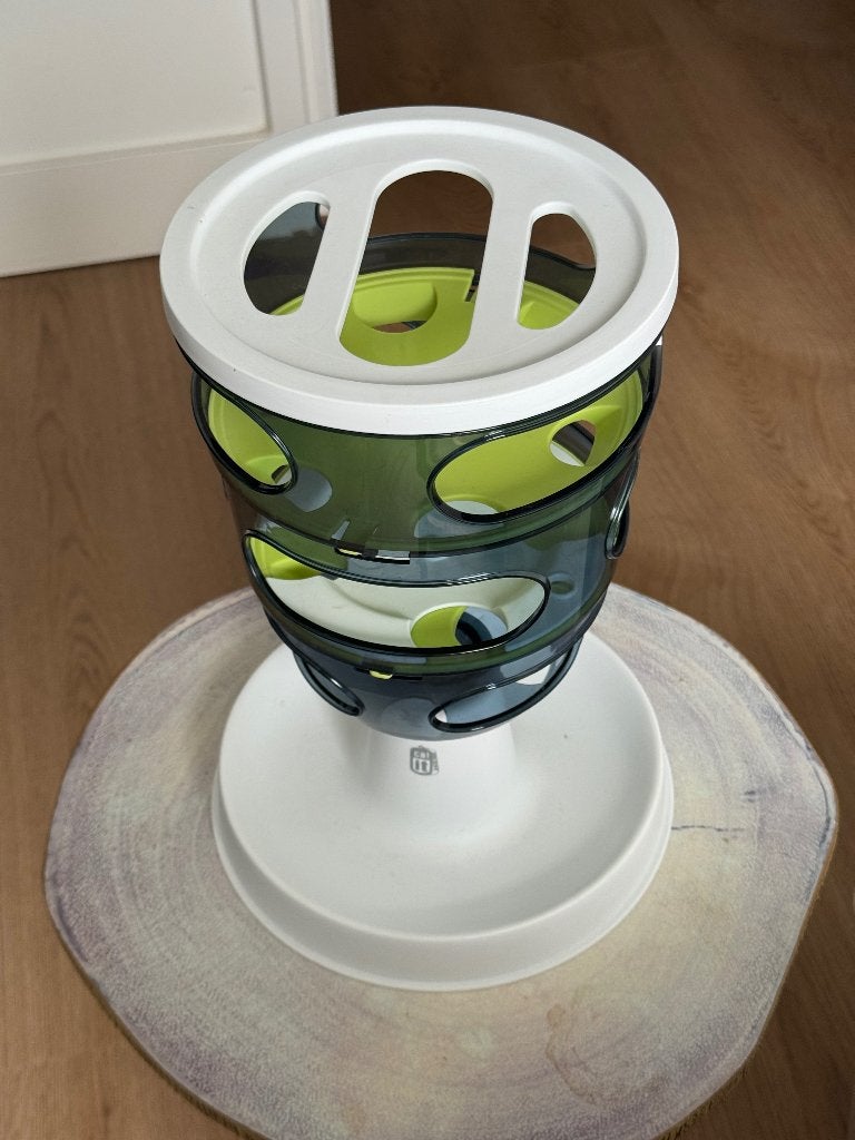 Voedertoren voor katten, Ophalen, Gebruikt
