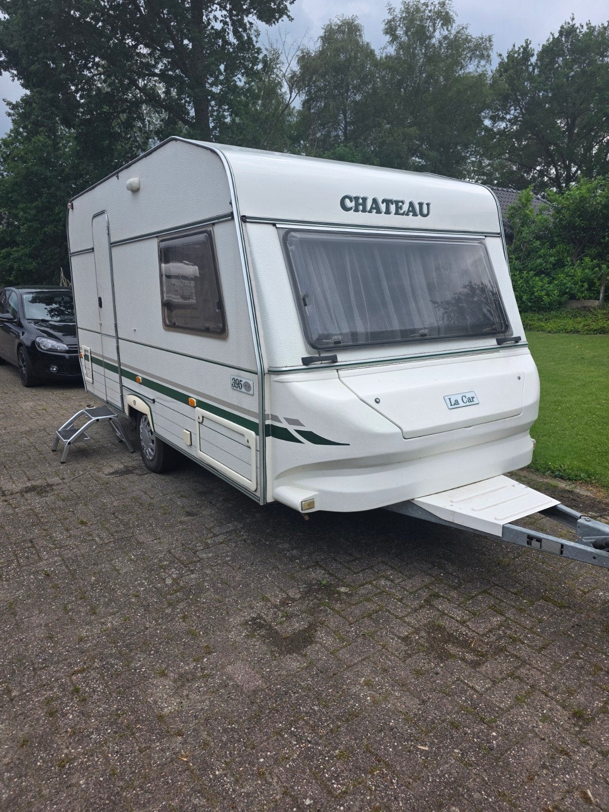Chateau La Car 395 - Compacte en complete caravan, Chateau, Rondzit, Koelkast, Particulier