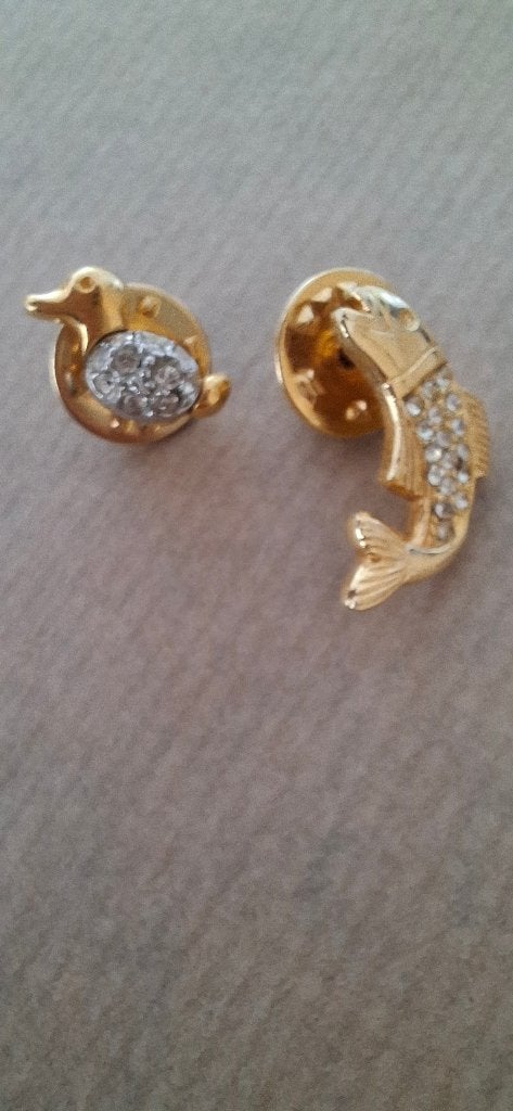 Vintage Pins Pins Pins Eend En Vis Met Strass, Onbekend, Ophalen of Verzenden, Zo goed als nieuw, Speldje of Pin