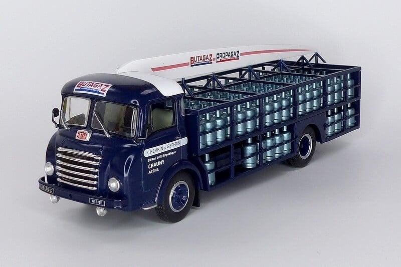LATIL/Saviem H14 A1 met gasflessen Butagaz IXO/Altaya 1:43, Ophalen of Verzenden, Nieuw, Bus of Vrachtwagen, Overige merken