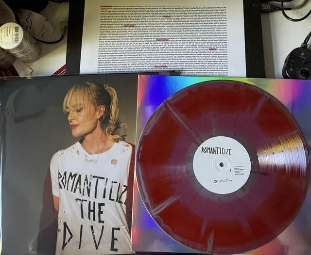 Metric - Romanticize The Dive lp, nieuw, Cd's en Dvd's, Vinyl | Rock, Originele persing, Ophalen of Verzenden, 12 inch, Nieuw in verpakking
