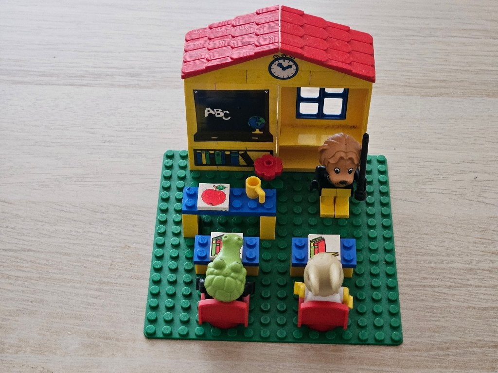 Fabuland - Schoolklas - Lego nr. 3647, Overige thema's, Lego, Ophalen of Verzenden, Complete set