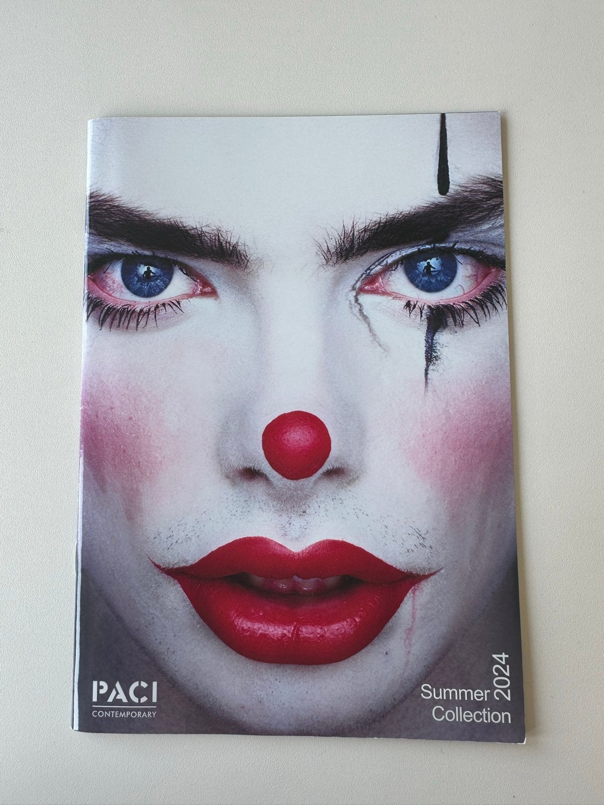 Erwin Olaf - Paci Contemporary - Summer Catalogus 2024 Italy, Verzenden, Zo goed als nieuw, Fotografie algemeen
