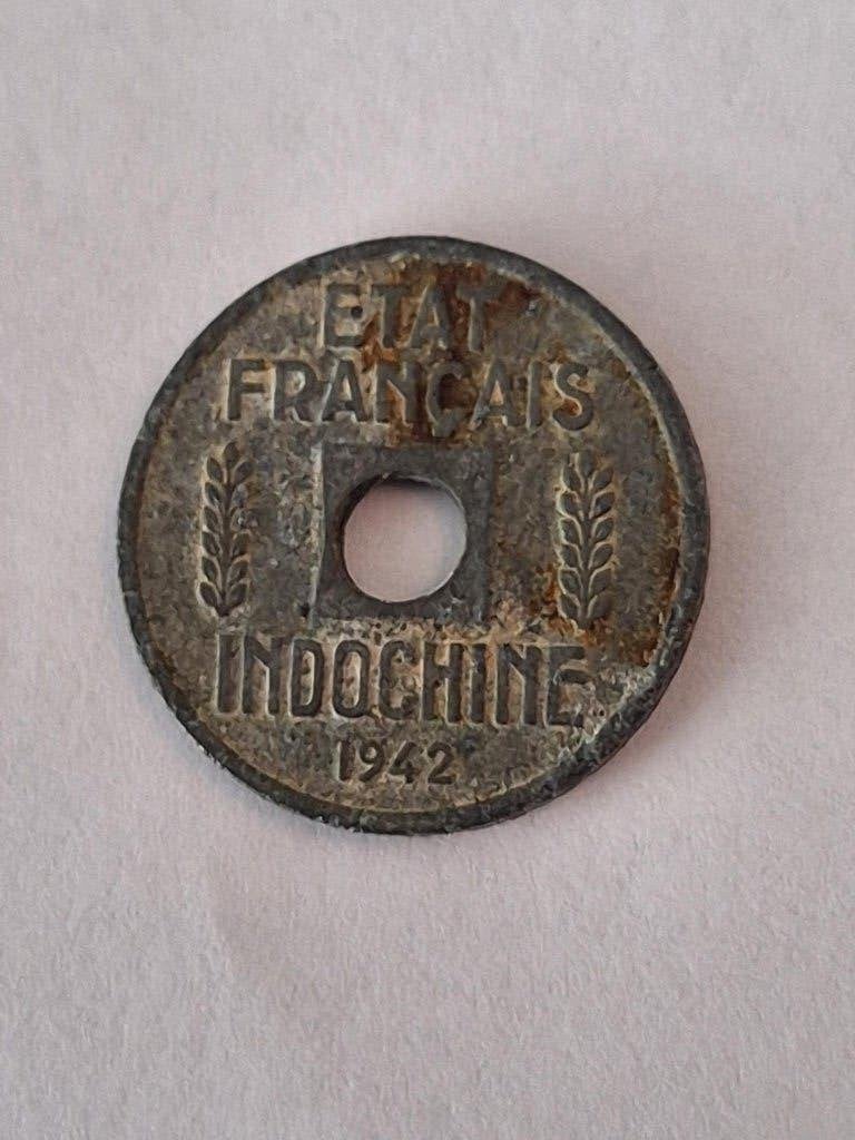munt Frans Indo-China 1/4 cent 1942 zink, Postzegels en Munten, Ophalen of Verzenden, Zuidoost-Azië, Losse munt
