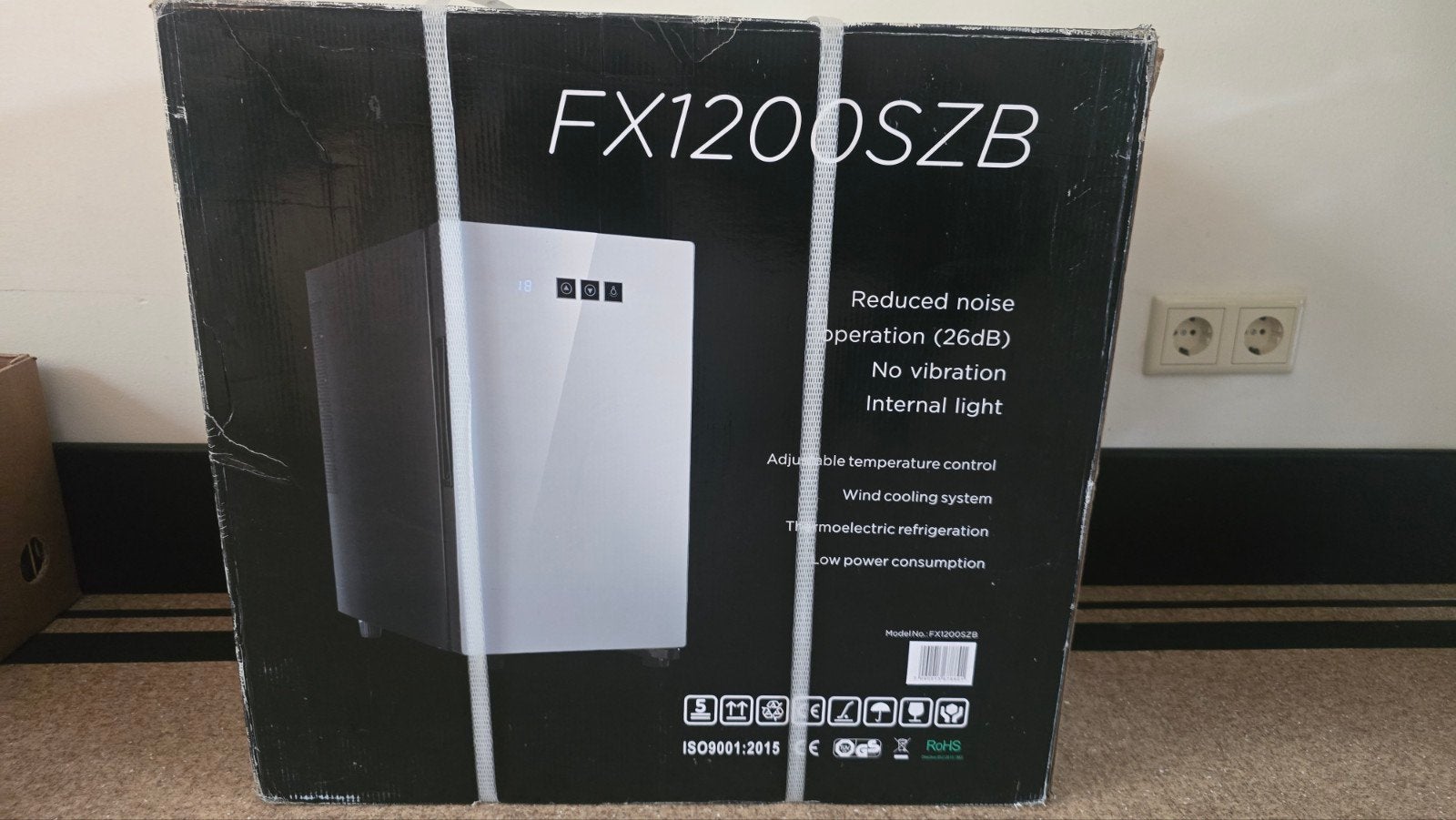Temptech FX1200SZB Minibar Koelkast - Nieuw in doos, Ophalen, Zonder vriesvak, Nieuw, Minder dan 75 liter