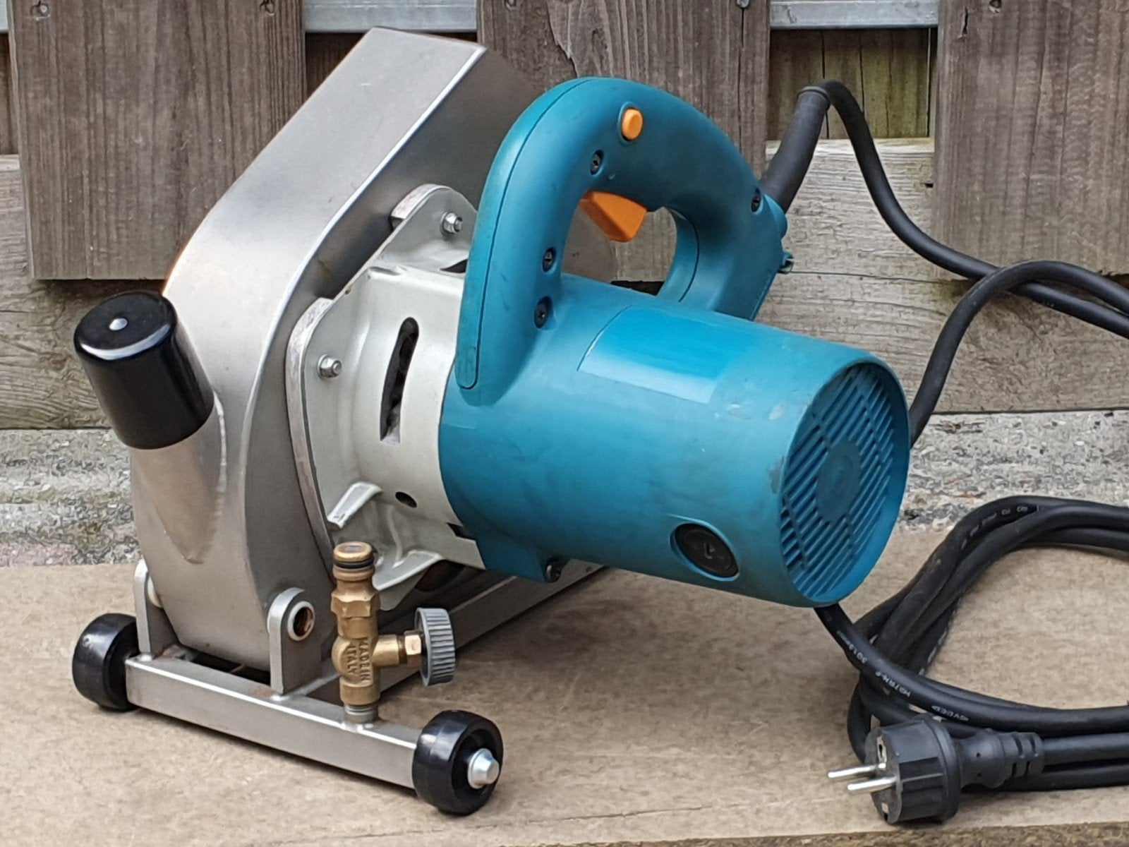 Ribema 230z Diamant Sleuvenzaag - Zo goed als nieuw, Ophalen, Zo goed als nieuw, 1000 watt of meer