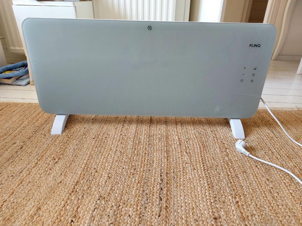FlinQ slimme  paneelradiator, Ophalen, 30 tot 80 cm, Radiator, Zo goed als nieuw
