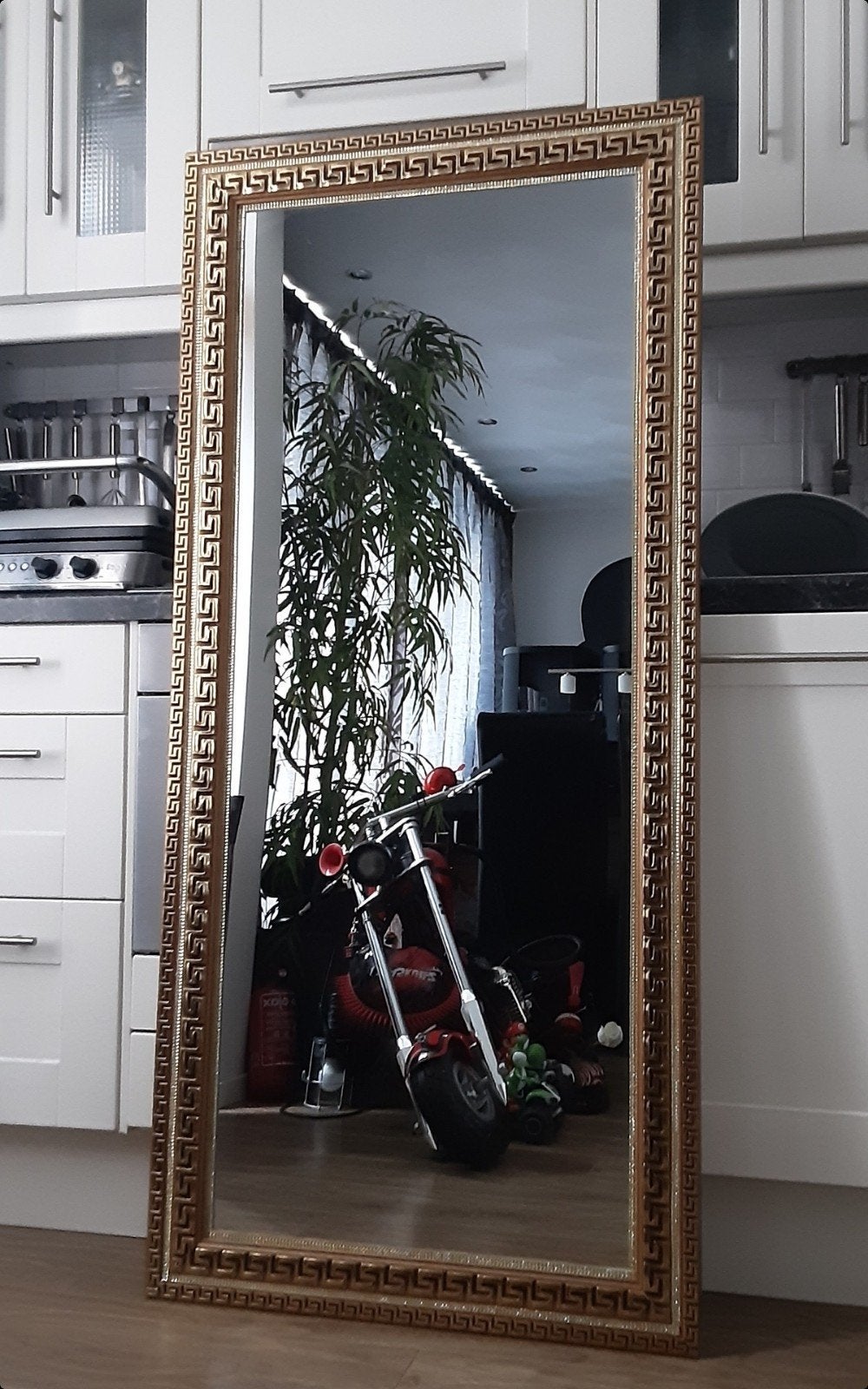 Grote schitterende Griekse style spiegel Bling bling kristal, Huis en Inrichting, Woonaccessoires | Spiegels, Ophalen, Zo goed als nieuw