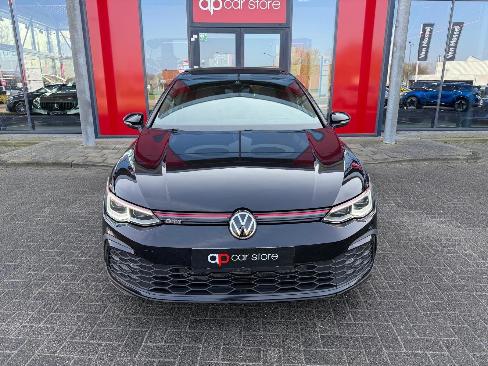 Volkswagen GOLF 2.0 TSI GTI Panorama | Keyless | Stoel verw, Dealer onderhouden, 730 kg, 4 cilinders, 1984 cc