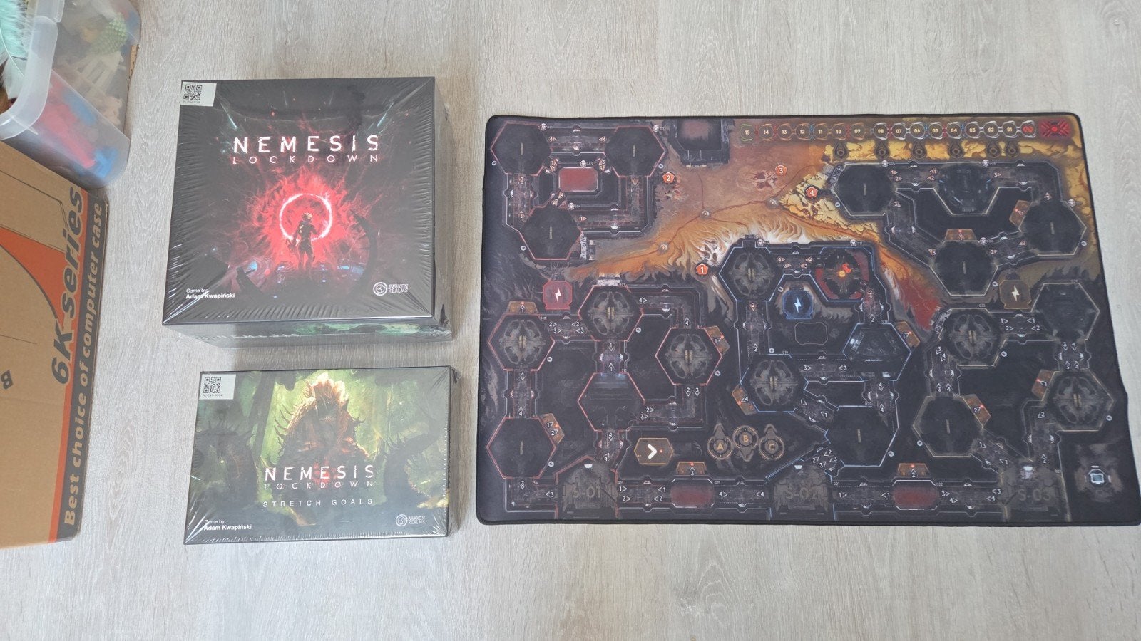 Nemesis: Lockdown + Stretch Goals (NIS) + Officiële Playmat, Ophalen of Verzenden, Nieuw