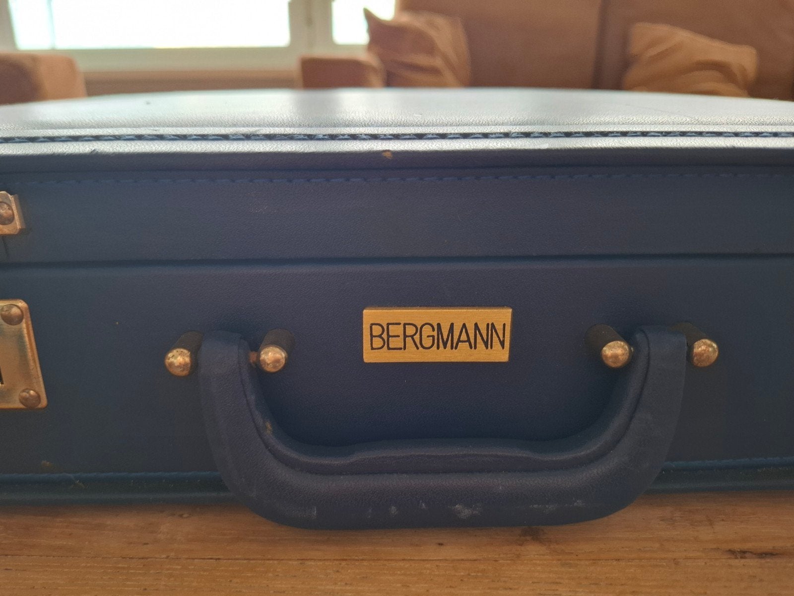 Bergmann Bestekset in Koffer - 72-delig, Goudkleurige Accent, Ophalen