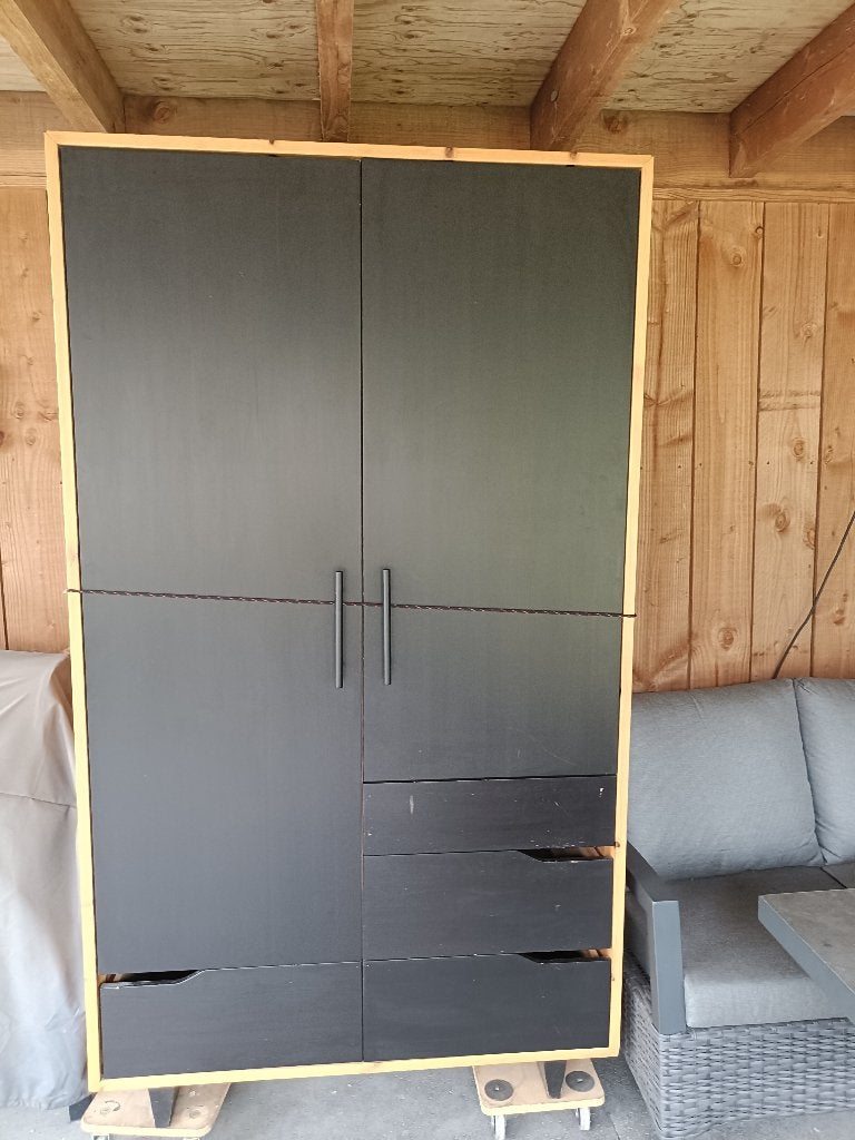 kledingkast Ikea zwart, Gebruikt, 100 tot 150 cm, 200 cm of meer, Ikea kast massief grenen