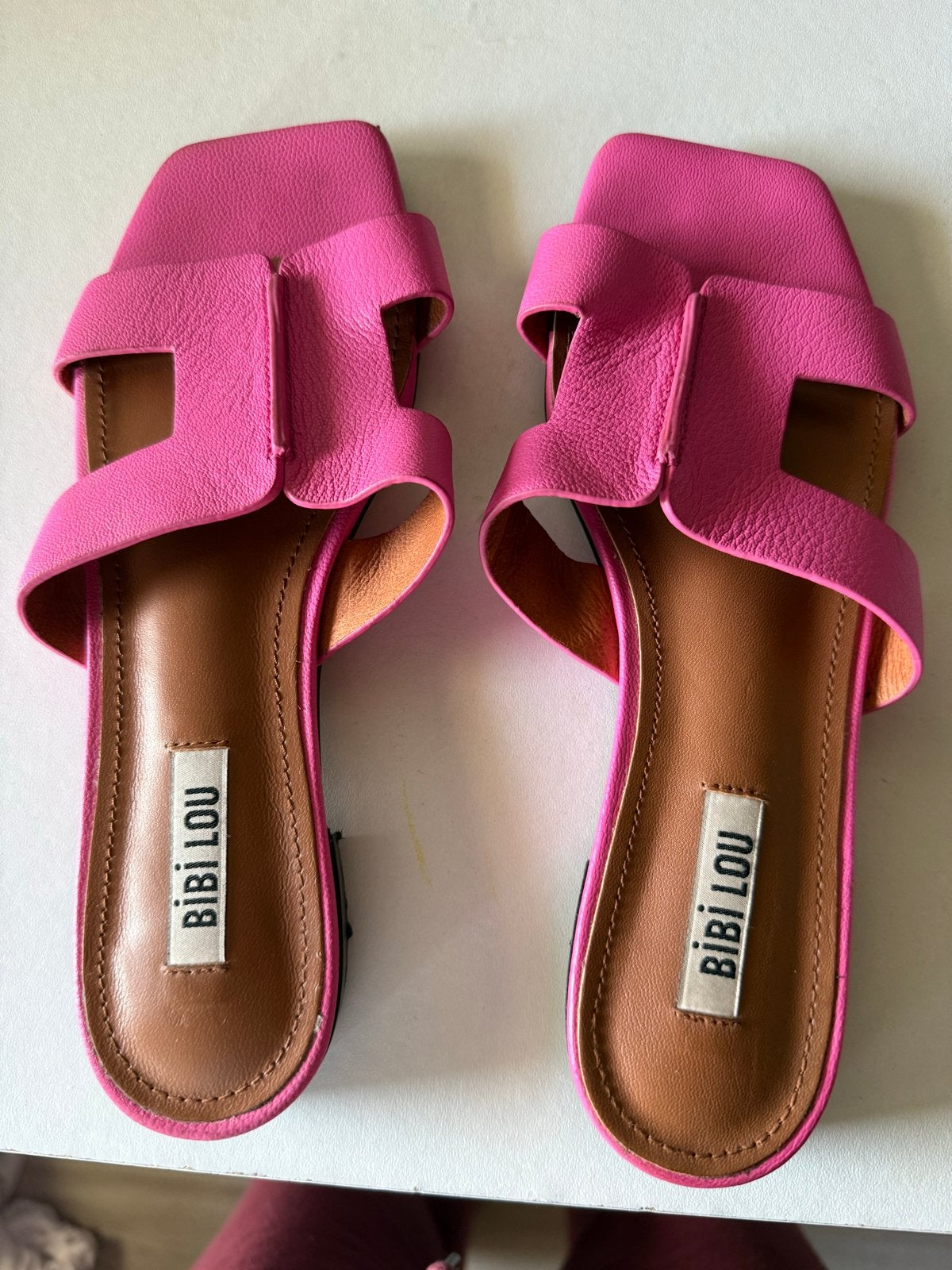 Bibi Lou Leren Slippers Roze Maat 37 - Zo goed als nieuw, Ophalen of Verzenden, Zo goed als nieuw, Roze, Slippers