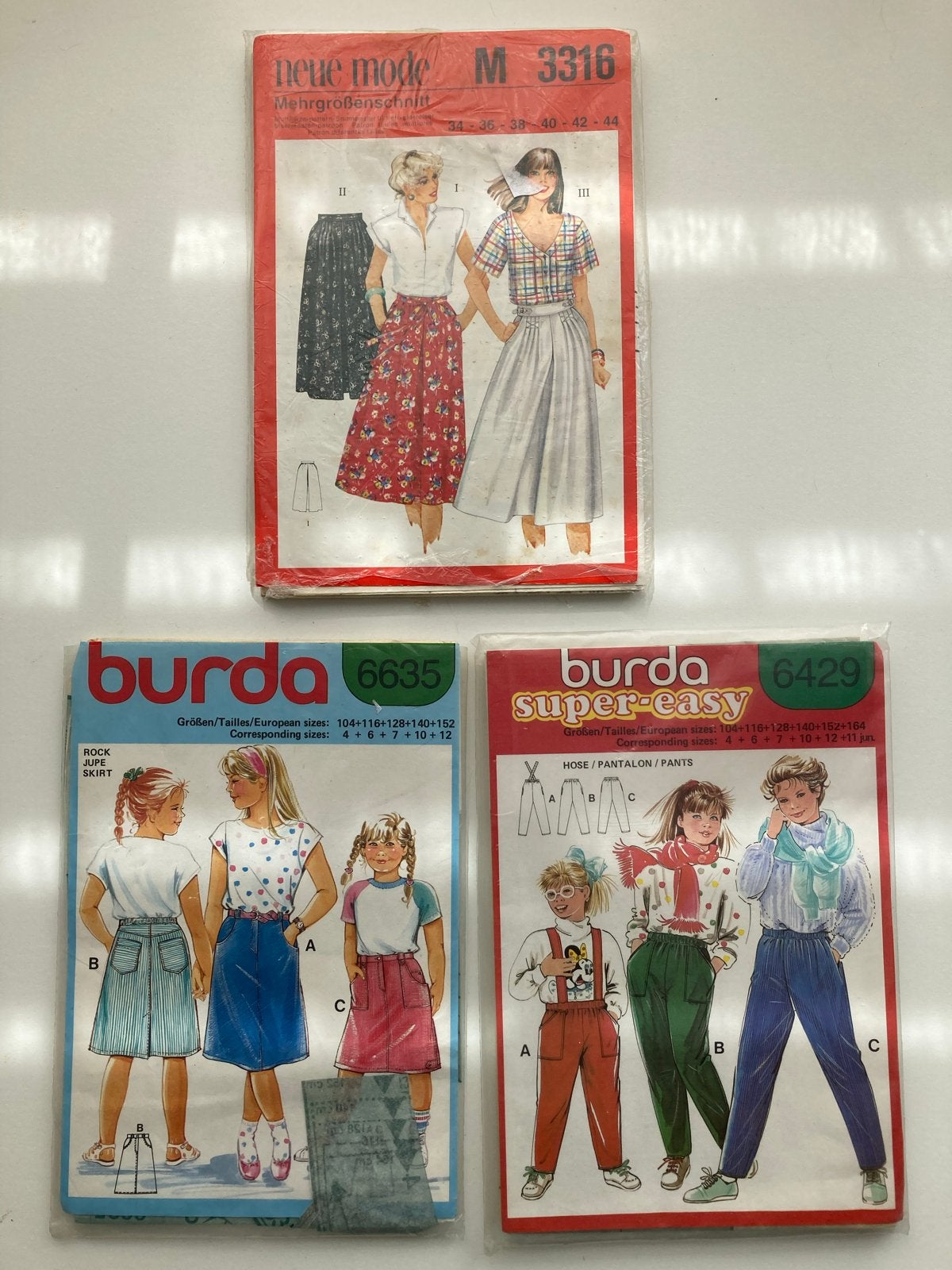 Naaipatronen Burda en Neue Mode - Diverse Kledingstukken, Vrouw, Overige typen, Gebruikt, Burda