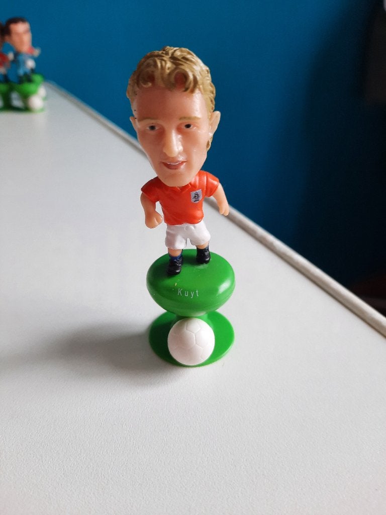 voetbalpoppetje Kuyt, Verzamelen, Sportartikelen en Voetbal, Ophalen of Verzenden, Buitenlandse clubs