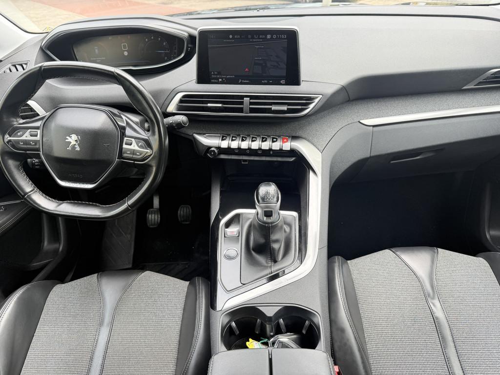 Peugeot 3008 1.2 PureTech Blue Lease Premium * 124.996 Km *, Gebruikt, 1199 cc, Leder en Stof, Zwart