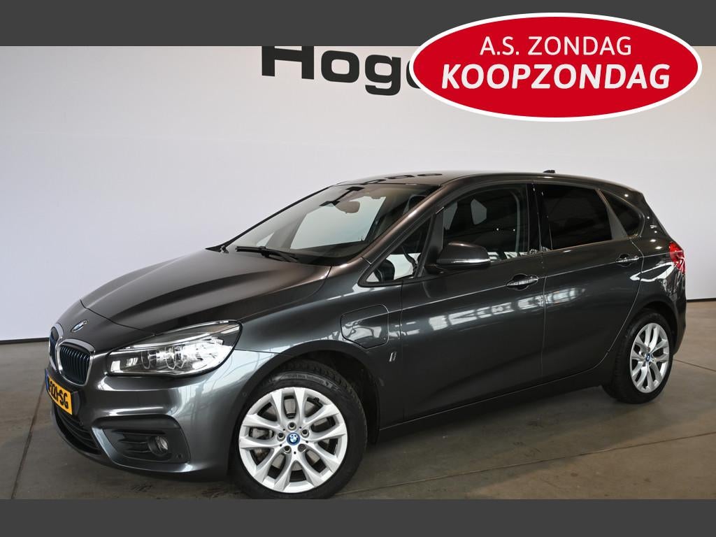 BMW 2 Serie Active Tourer 225xe iPerformance Executive Autom, Auto's, Automaat, Stof, Gebruikt, Met garantie (alle)