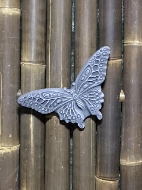 Vlinder nr.179, Tuin en Terras, Ophalen, Nieuw, Beton, Dierenbeeld