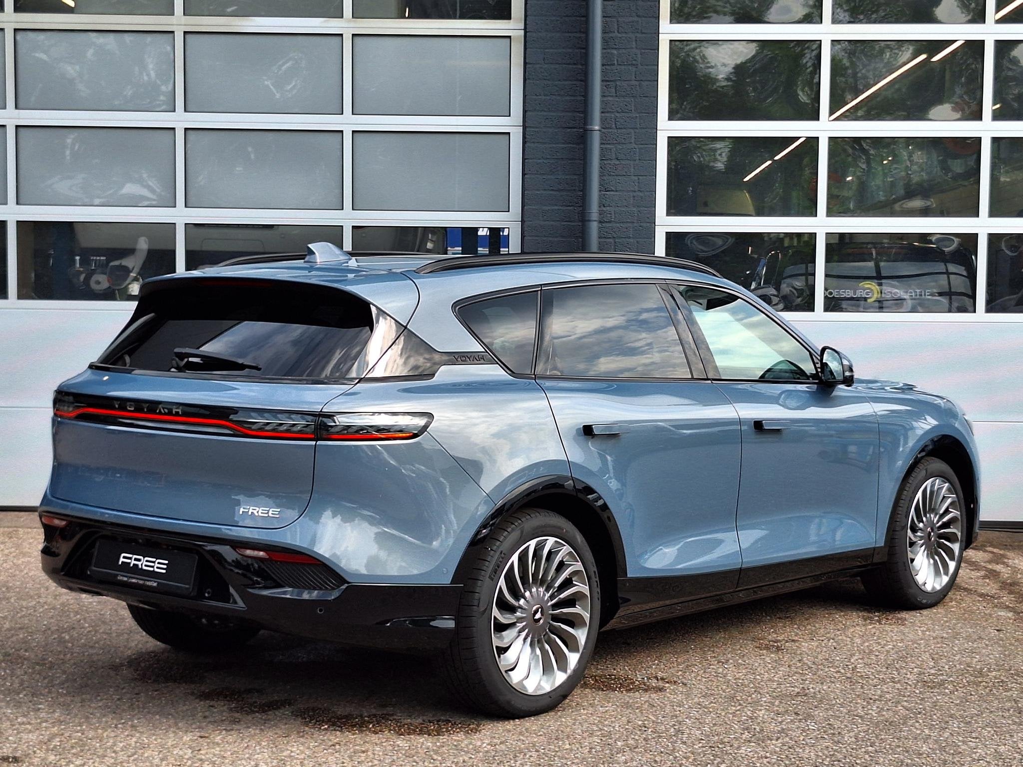 VOYAH Free Flagship 4WD 106 kWh | Black Line | Panoramadak |, Auto's, Voyah, Automaat, 12 maanden, Zwart, 489 pk