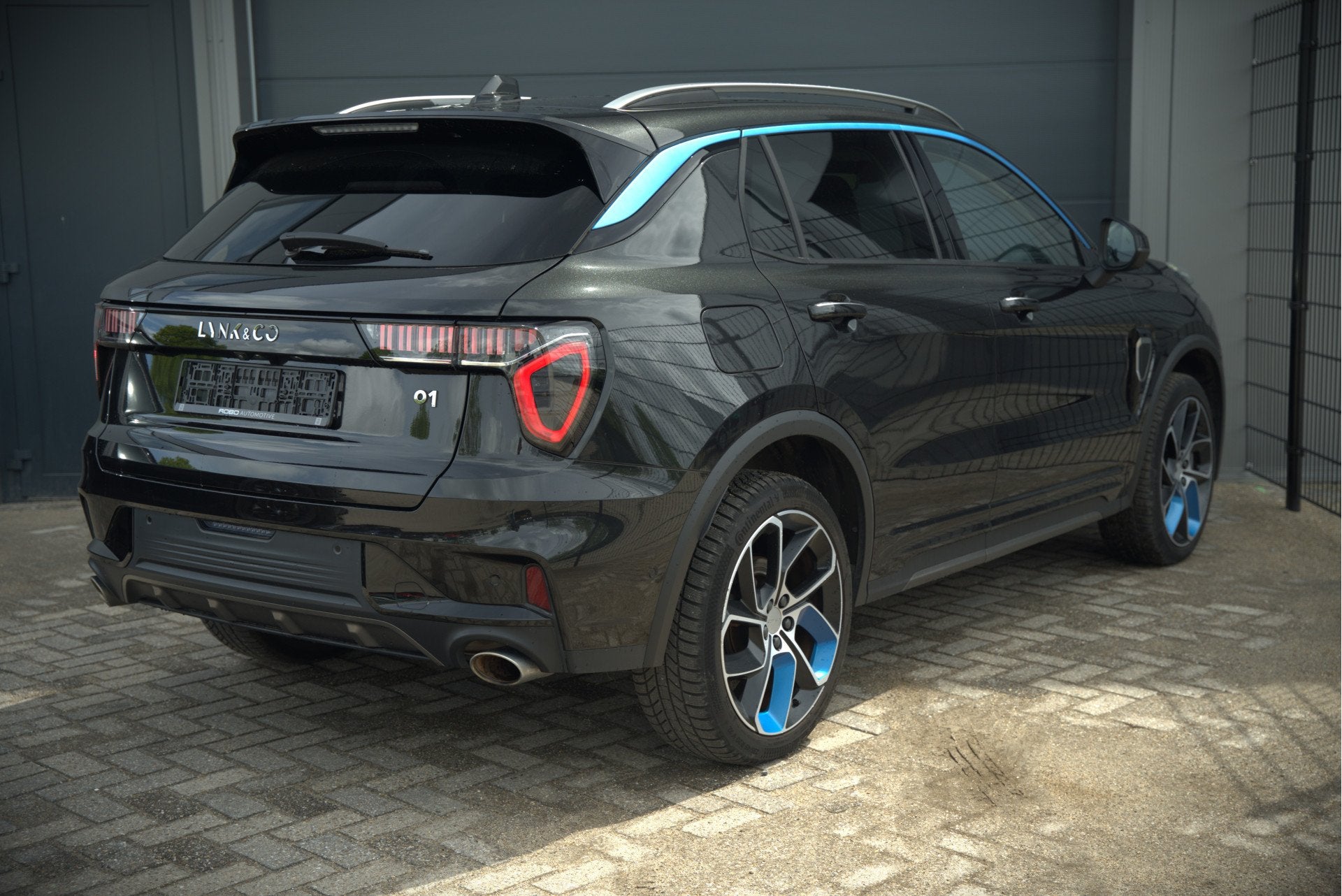 Lynk & Co 01 1.5 | Panoramadak | Stoelverwarming | Keyless |, Auto's, Stof, Origineel Nederlands, Bedrijf, 1854 kg