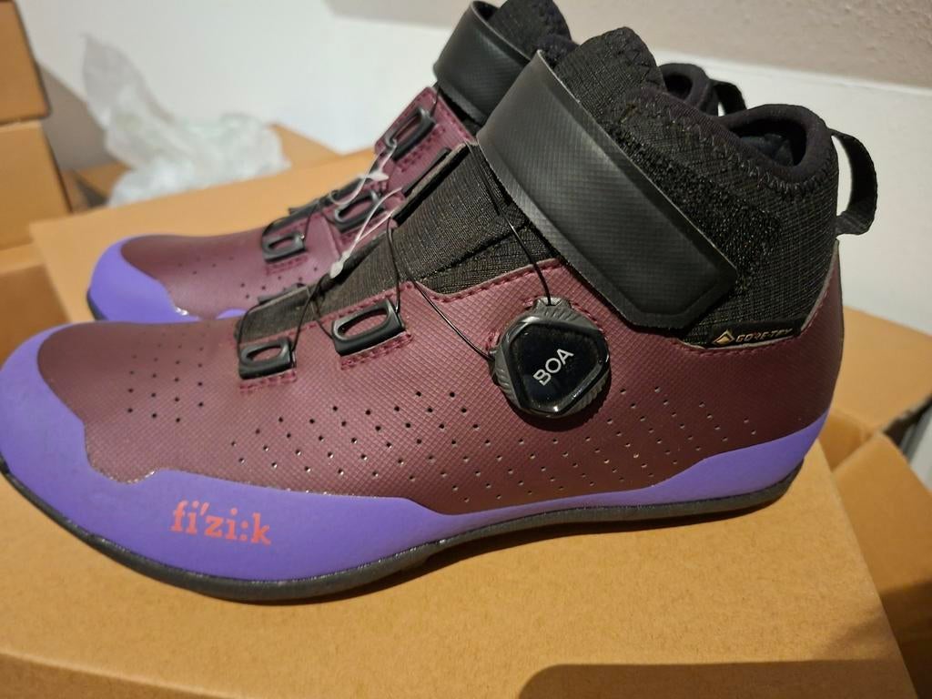 Fizik Terra Powerstrap X4 - Gravel/MTB schoenen, Fietsen en Brommers, Fietsaccessoires | Fietskleding, Heren, Schoenen, Nieuw