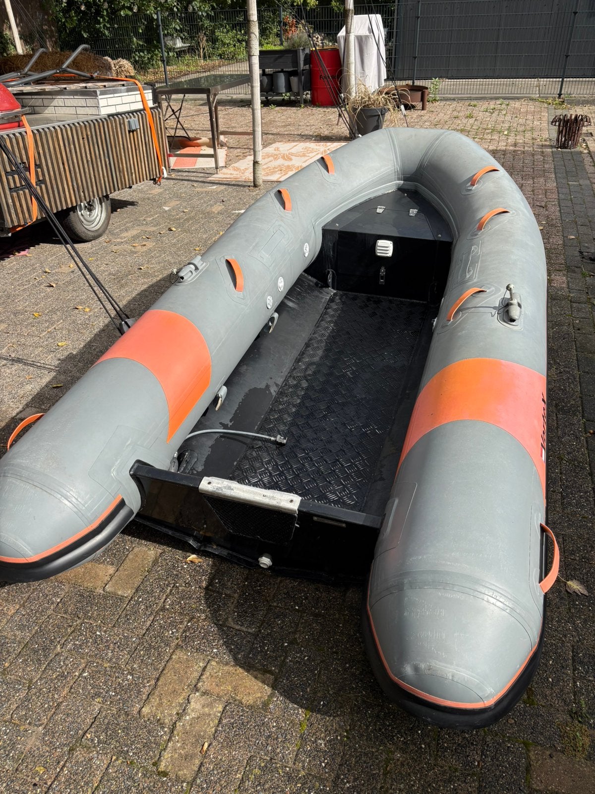 Vortex rib 310