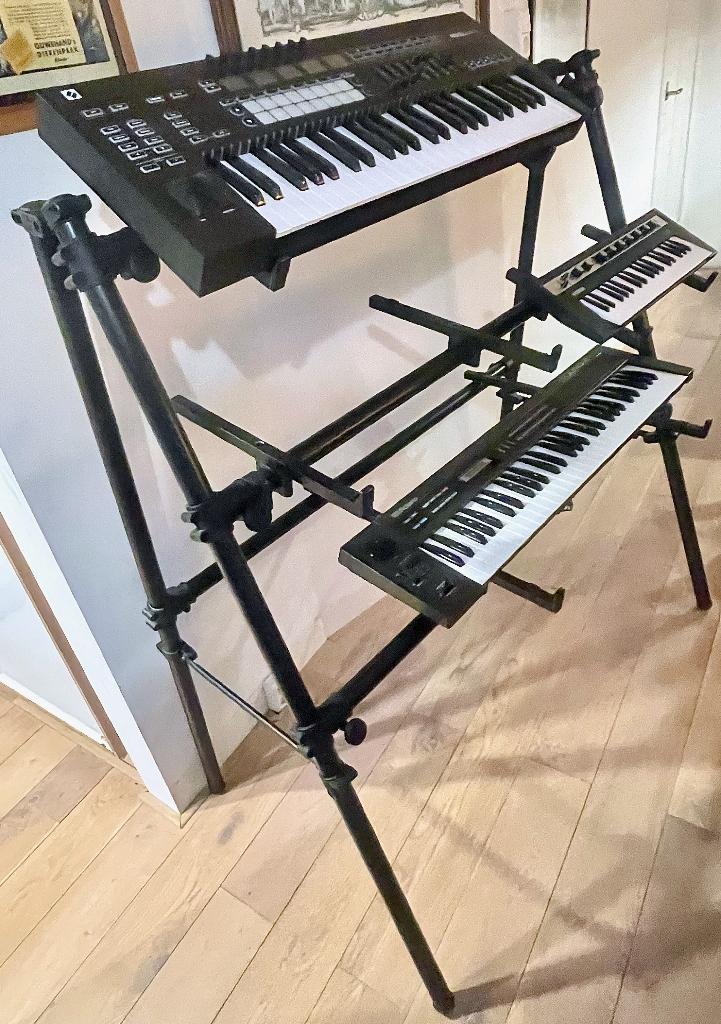 Oerdegelijk keyboard rek: Jaspers 3D-120B (+ extras), Ophalen, Zo goed als nieuw, Instrumentstandaard, Keyboard of Synthesizer