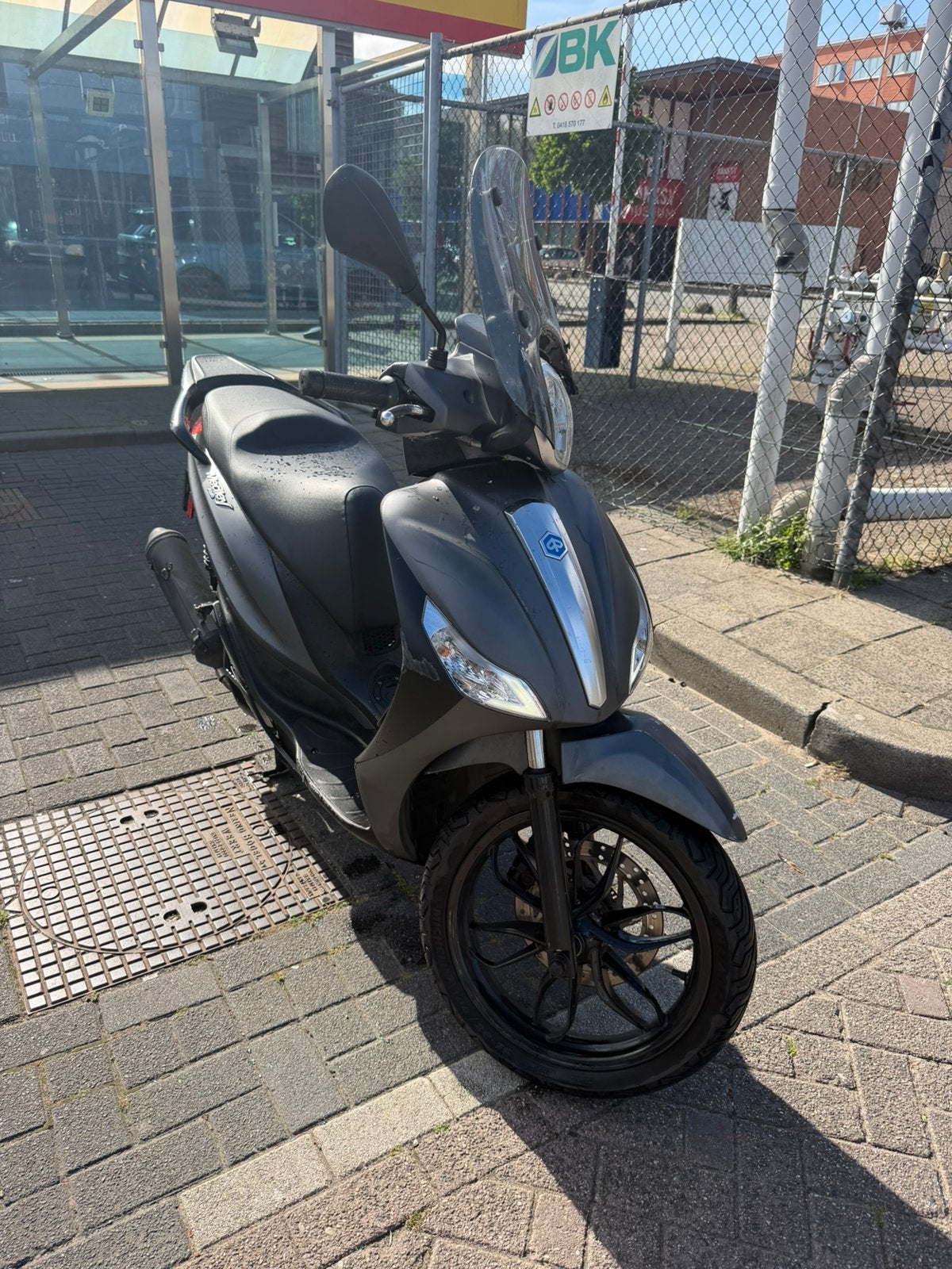 Piaggio medley 125 - 2019 - A1, Fietsen en Brommers, Scooters | Piaggio, Zo goed als nieuw, Overige modellen, Benzine, Ophalen
