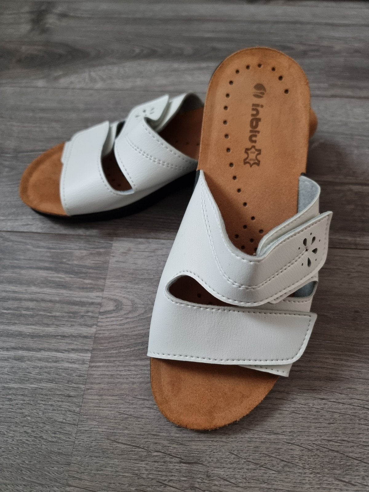 Wit dames leren slippers Inblu, maat 39, Nieuw (AZ6), Ophalen of Verzenden, Nieuw, Wit