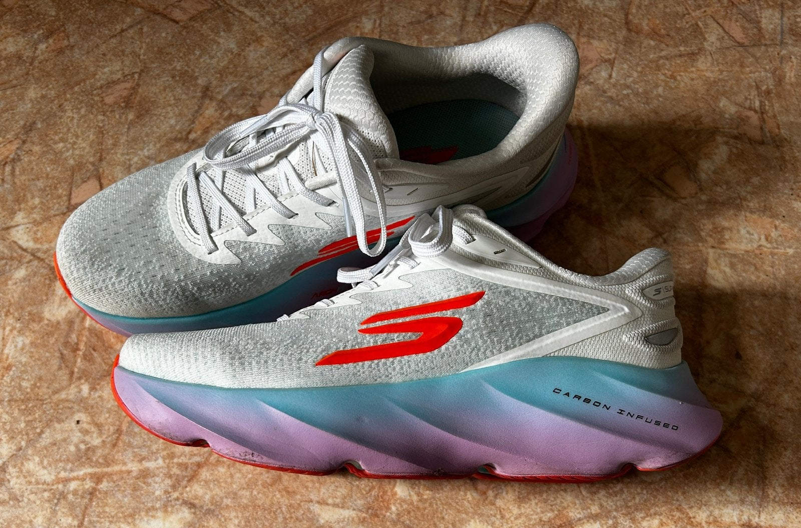 Skechers aero burst sneaker mt 38, Overige merken, Hardloopschoenen, Ophalen of Verzenden, Zo goed als nieuw