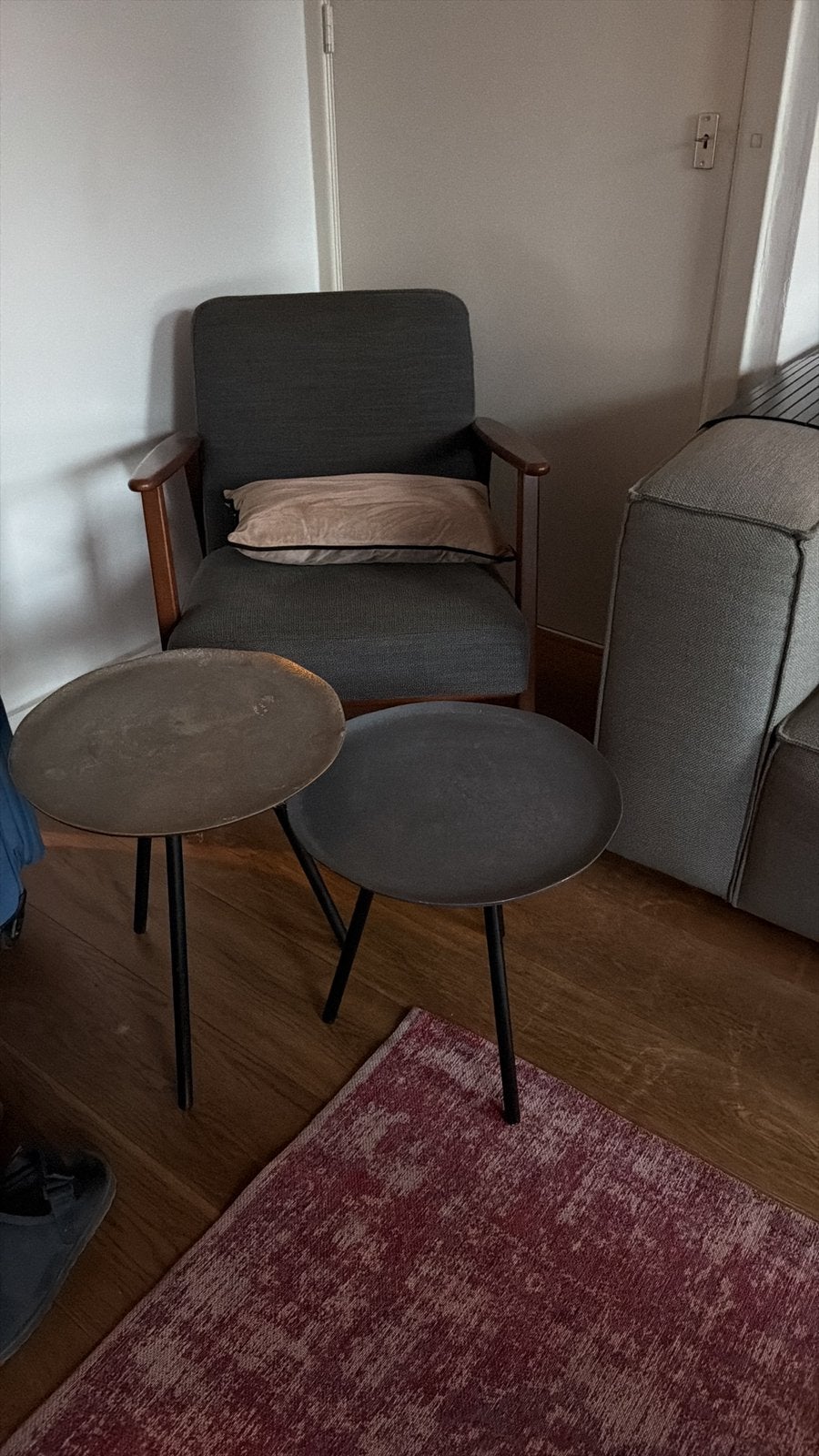 Set of 2 Modern Coffee Tables – Black & Bronze, Ophalen, Zo goed als nieuw, Zwart, Eén