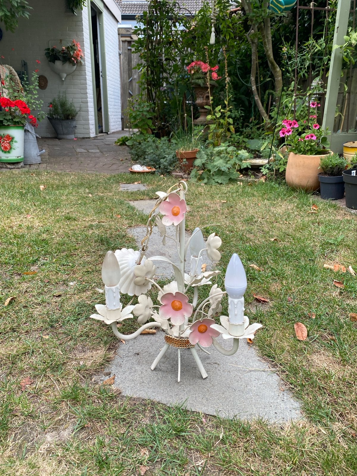 Vintage bloemen kroonluchter - 3-lichts brocante, Ophalen