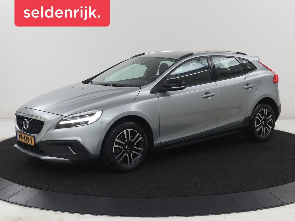 Volvo V40 Cross Country 1.5 T3 Edition+ | Trekhaak | Stoelve, Auto's, Volvo, Euro 6, 4 cilinders, 700 kg, Leder en Stof