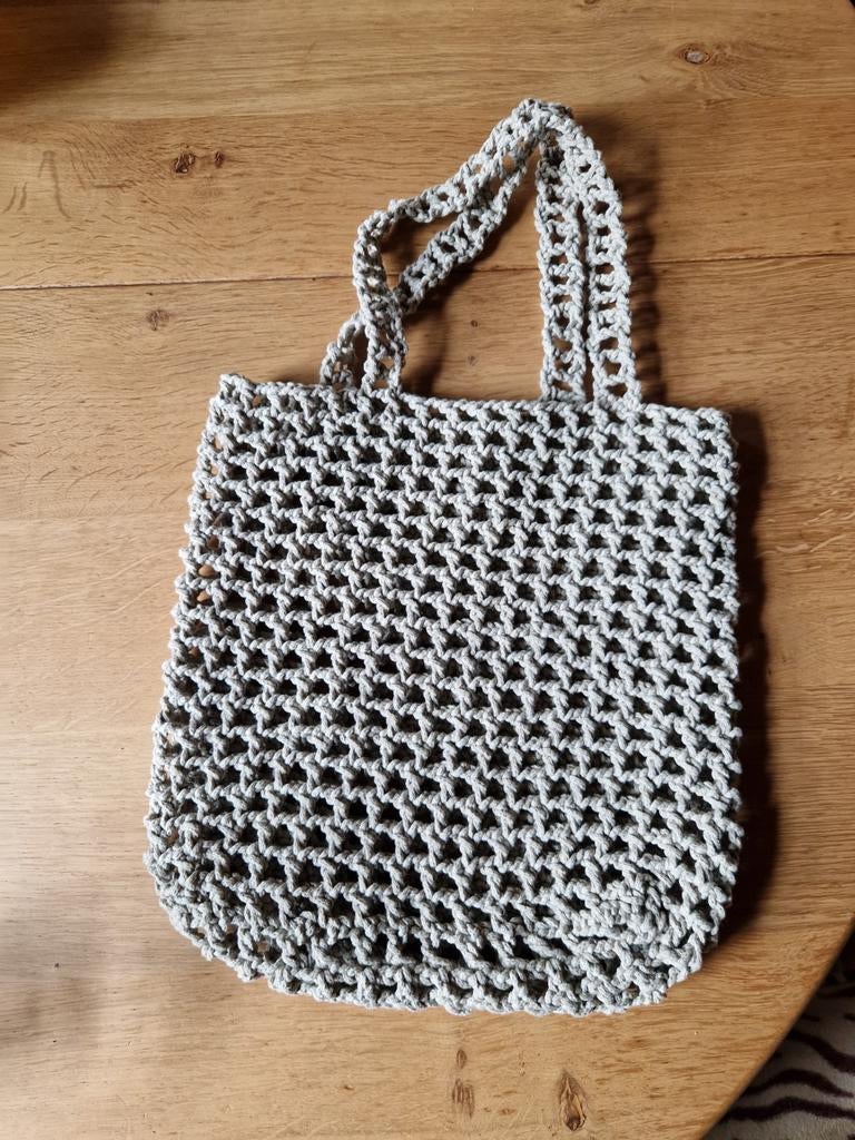NIEUWE GEBREIDE TAS., Sieraden, Tassen en Uiterlijk, Tassen | Damestassen, Ophalen of Verzenden, Nieuw