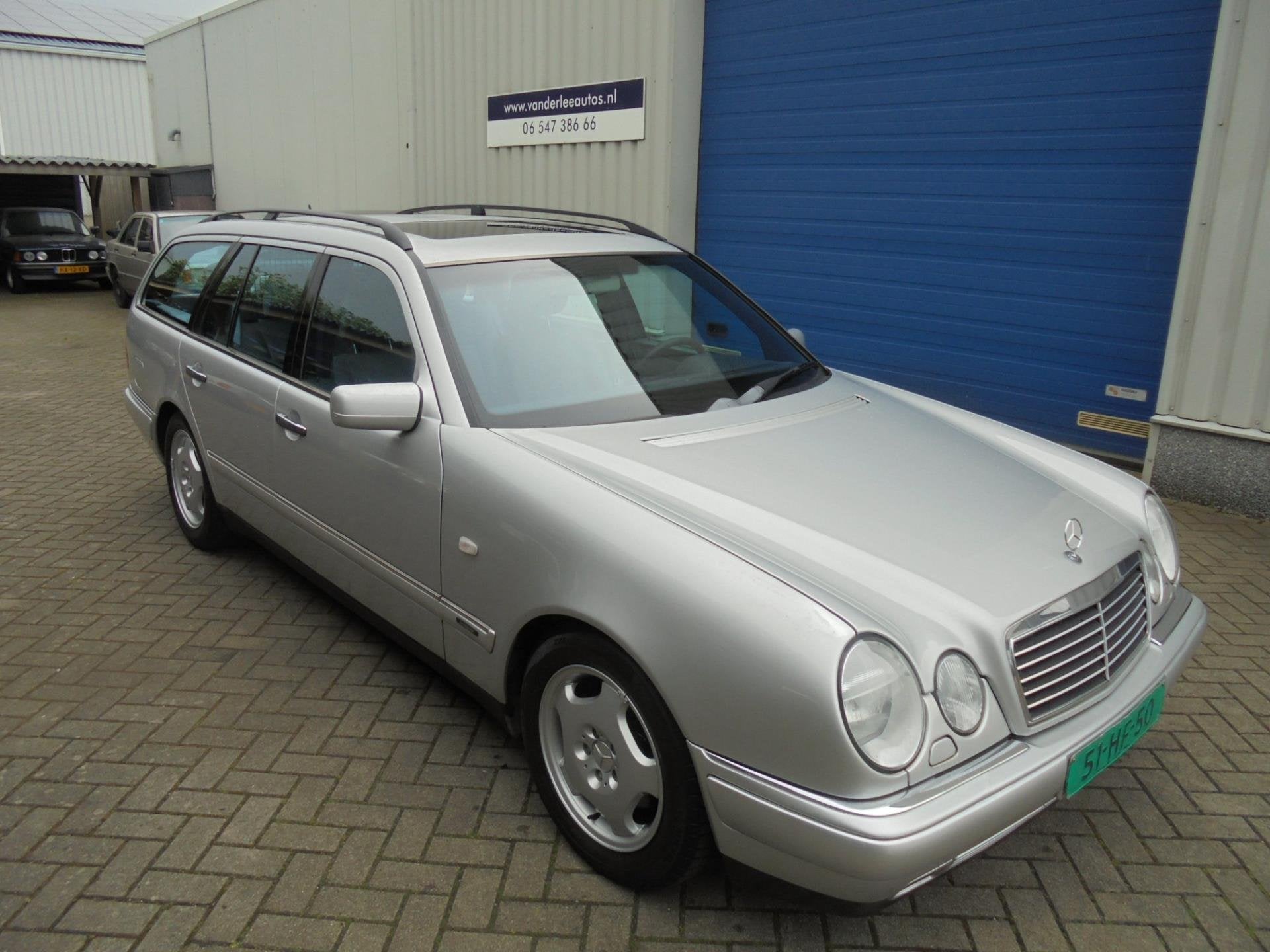 Mercedes-Benz E-klasse Combi 320 Avantgarde Japan 111248 km, foto 7