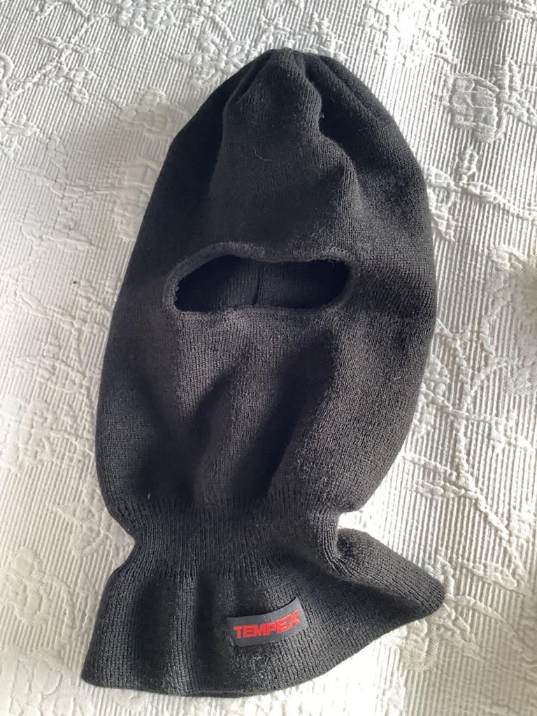 Zwarte Balaclava / Bivakmuts - Warm en Comfortabel, Kleding | Heren, Mutsen, Sjaals en Handschoenen, Ophalen of Verzenden, Zo goed als nieuw
