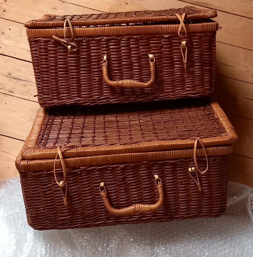 2  Vintage rieten mand, Gebruikt, Mand, Verzenden, Met hengsel