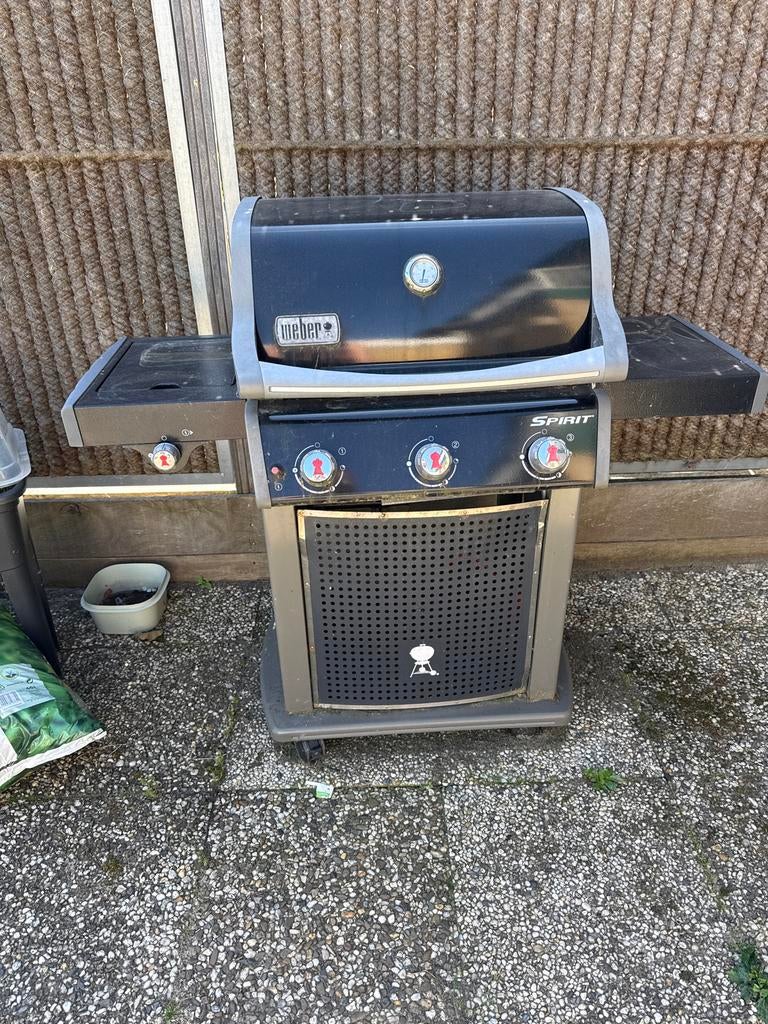 Weber Spirit Gasbarbecue - Gebruikt, Ophalen, Gebruikt