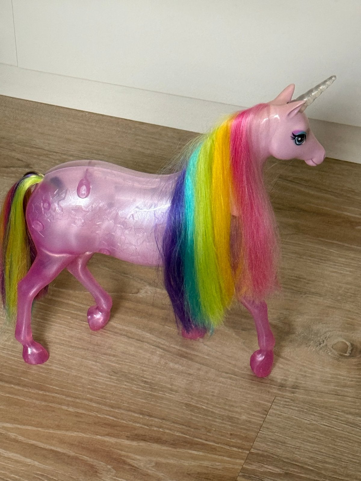 Barbie Dreamtopia Eenhoorn met Regenboogmanen, Ophalen of Verzenden, Zo goed als nieuw, Meisje