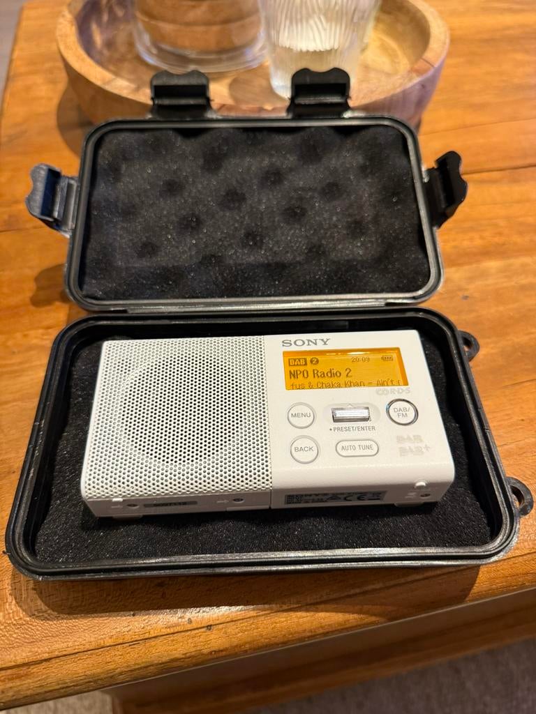 Sony XDR-P1DBP DAB DAB+ FM mini portable zakradio wit, Audio, Tv en Foto, Radio's, Ophalen of Verzenden, Gebruikt, Radio
